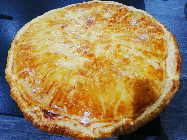 Feuilleté au jambon & fromage