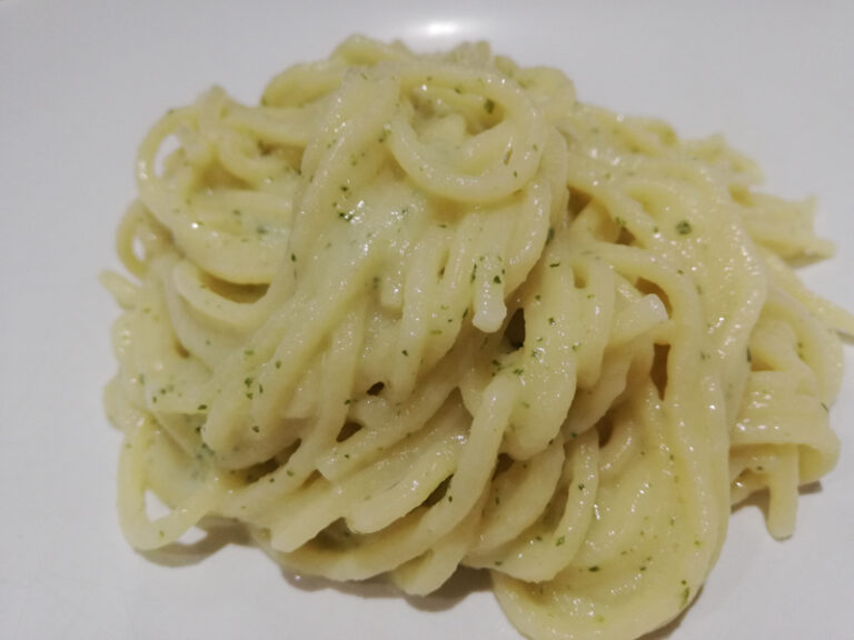 Pasta à la crème de courgette