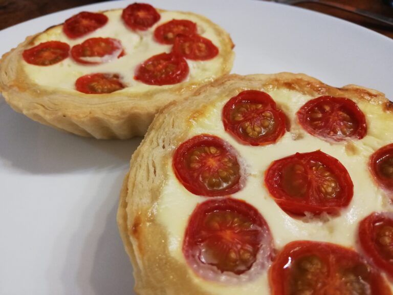 Tartelettes aux tomates cerises